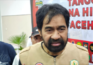 mualem-sebut-pengungsi-saat-ini-meninggal-bukan-karena-banjir-tapi-kelaparan-1764987440243_169